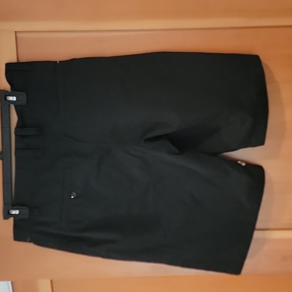 Volcom Shorts - Picture 2 of 4